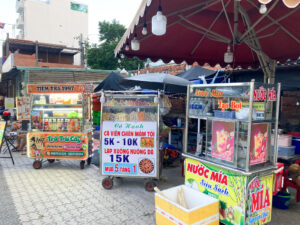 露店の写真。ベトナム・ホーチミンの蓮スポット。
