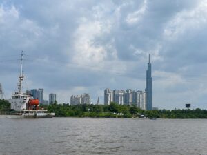 ホーチミンの街並みの写真。ベトナム・ホーチミンのブンタウのビーチのコラム。