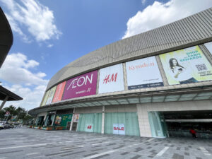 クレセントモールの写真。ベトナム・ホーチミンのフーミーフンのクレセントモール周辺のコラム。