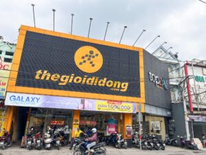 家電量販店の写真。ベトナム・ホーチミンのローカル市場を散歩。